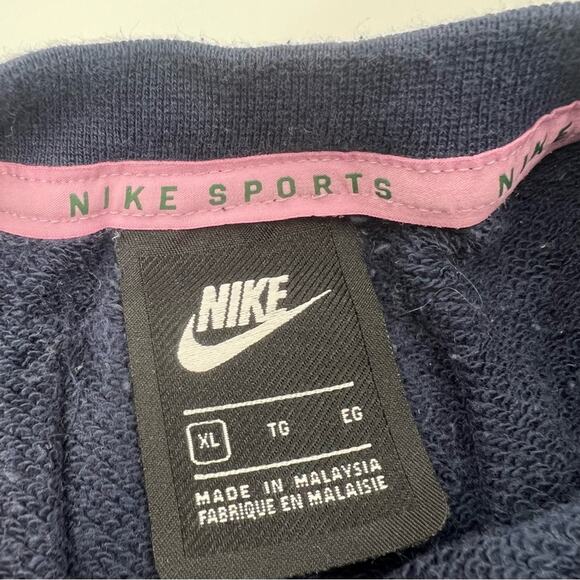 Nike Sportswear Long Sleeve Navy Blue Shirt Top Thick Material - Picture 3 of 5